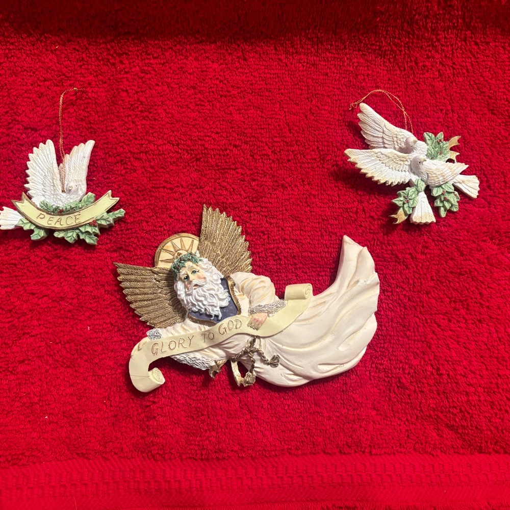 Nostalgic Christmas Around the World Santa and Doves